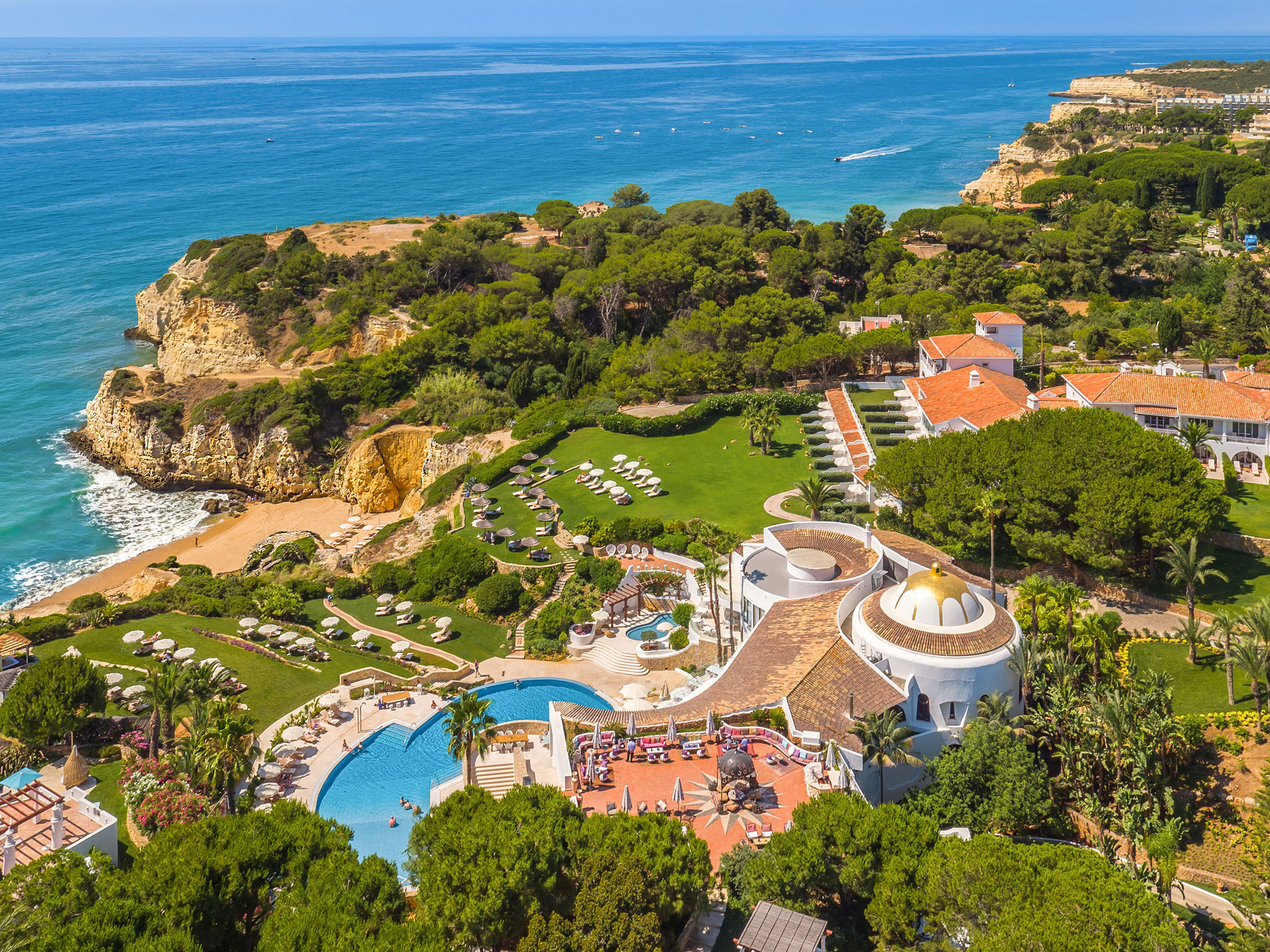 Lyxhotell i Portugal, Vila Vita Parc Resort & Spa Travel Beyond